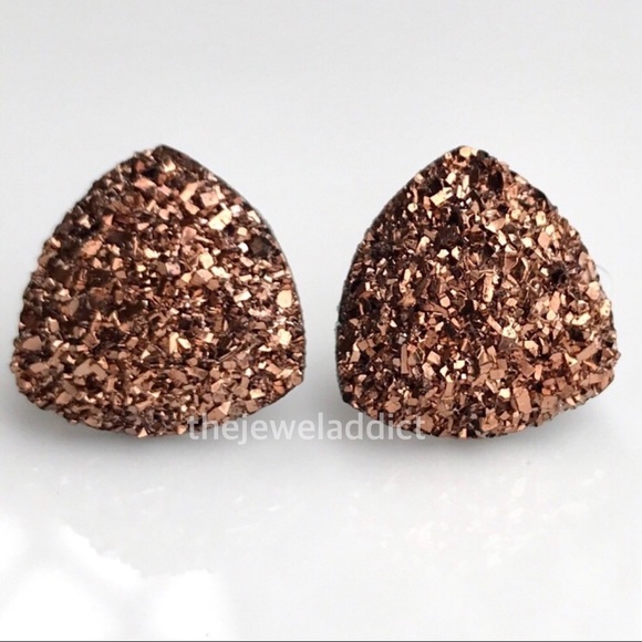 3 for 15🎀bronze/copper Druzy triangle studs - Picture 2 of 7
